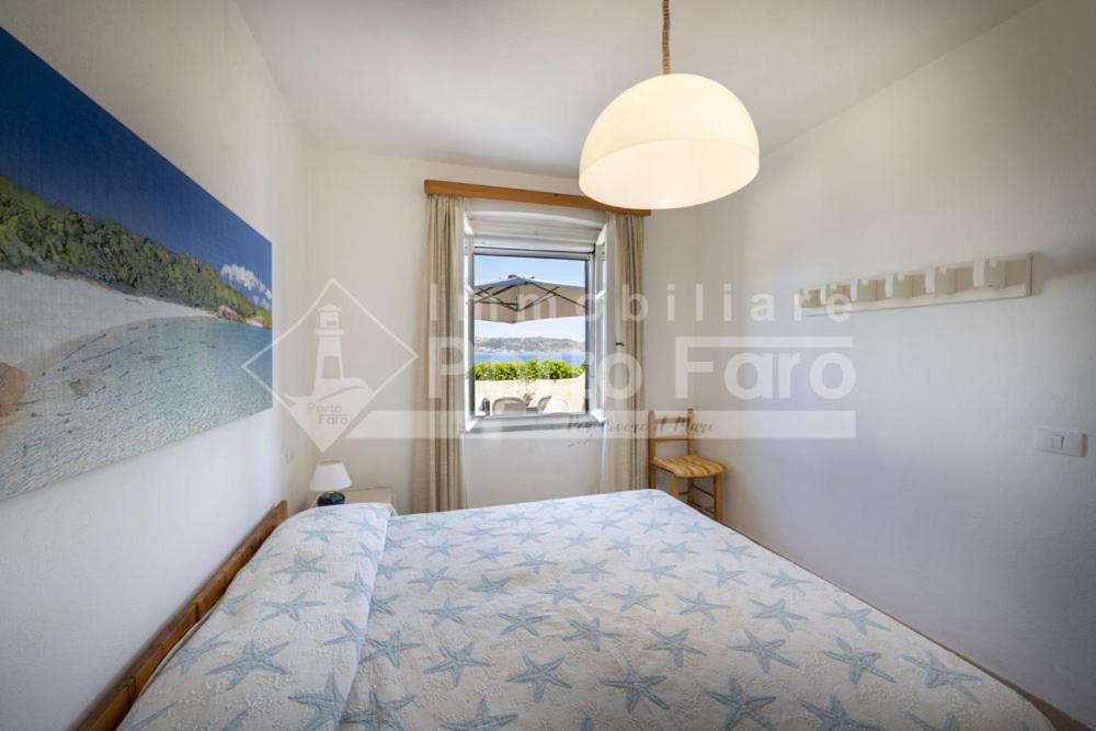2 Pineta - Ampio Quadrilocale Sulla Spiaggia Di Porto Faro 팔라우 외부 사진