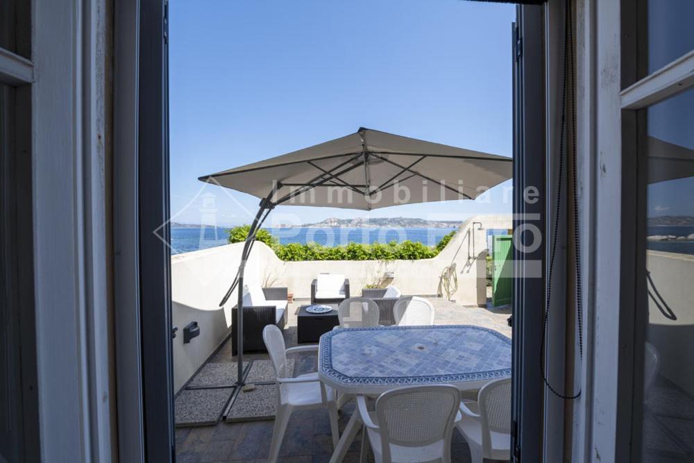 2 Pineta - Ampio Quadrilocale Sulla Spiaggia Di Porto Faro 팔라우 외부 사진